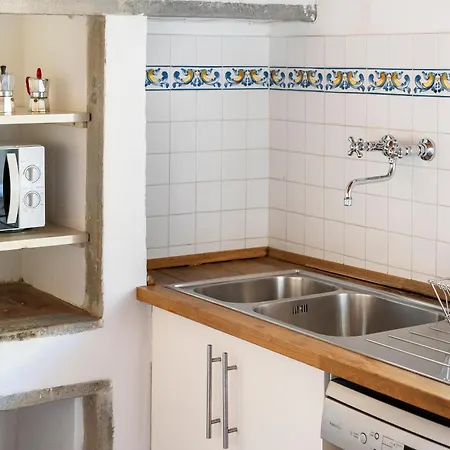 Porta Rossa Apartman *